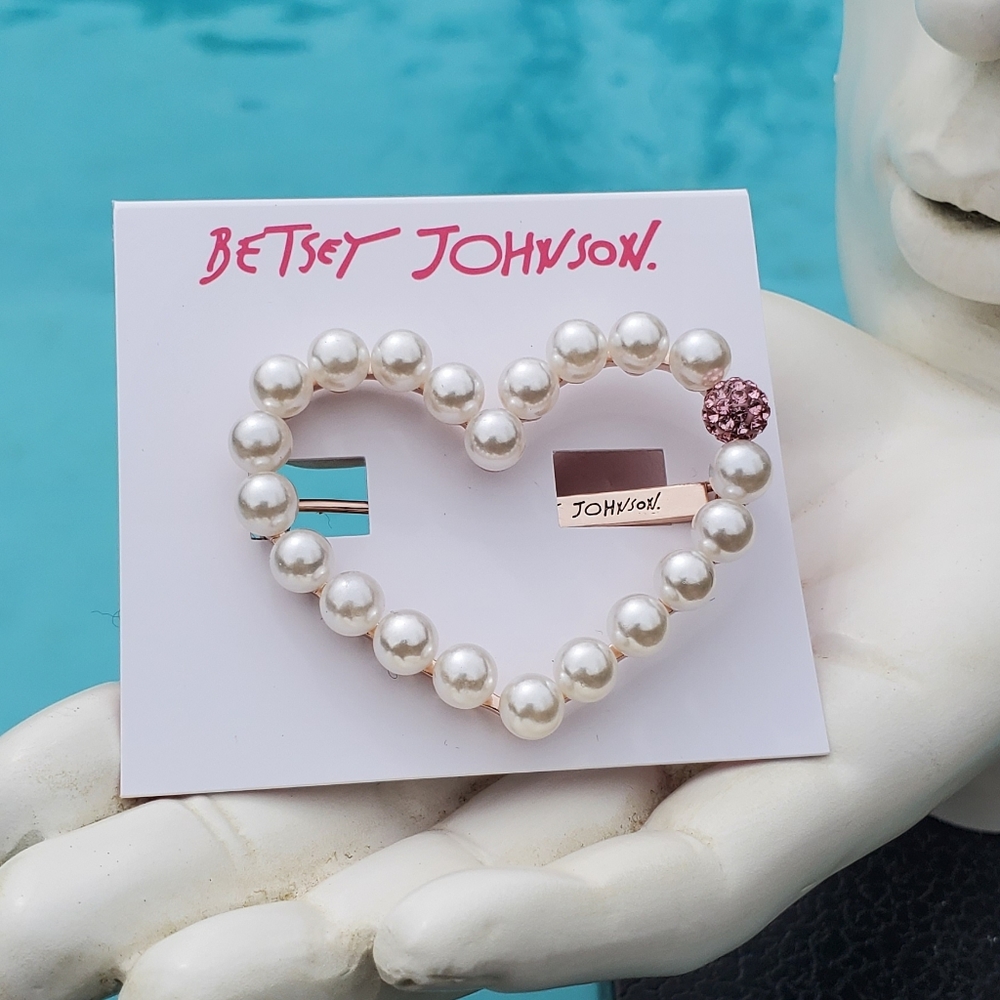 Rose Gold Crystal/Pearl Open Heart Hair Barrette - Picture 9 of 16